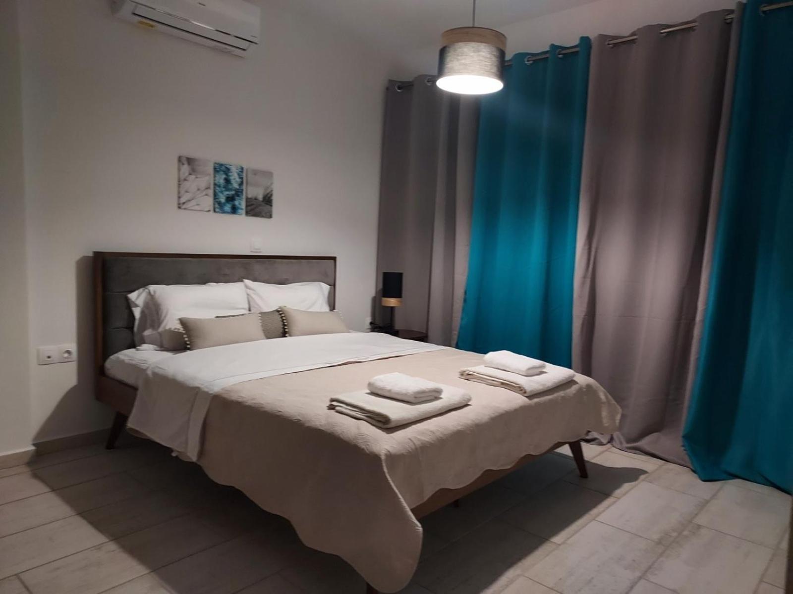 Luxury Arartments Tzemi Villa Porto Heli Bagian luar foto